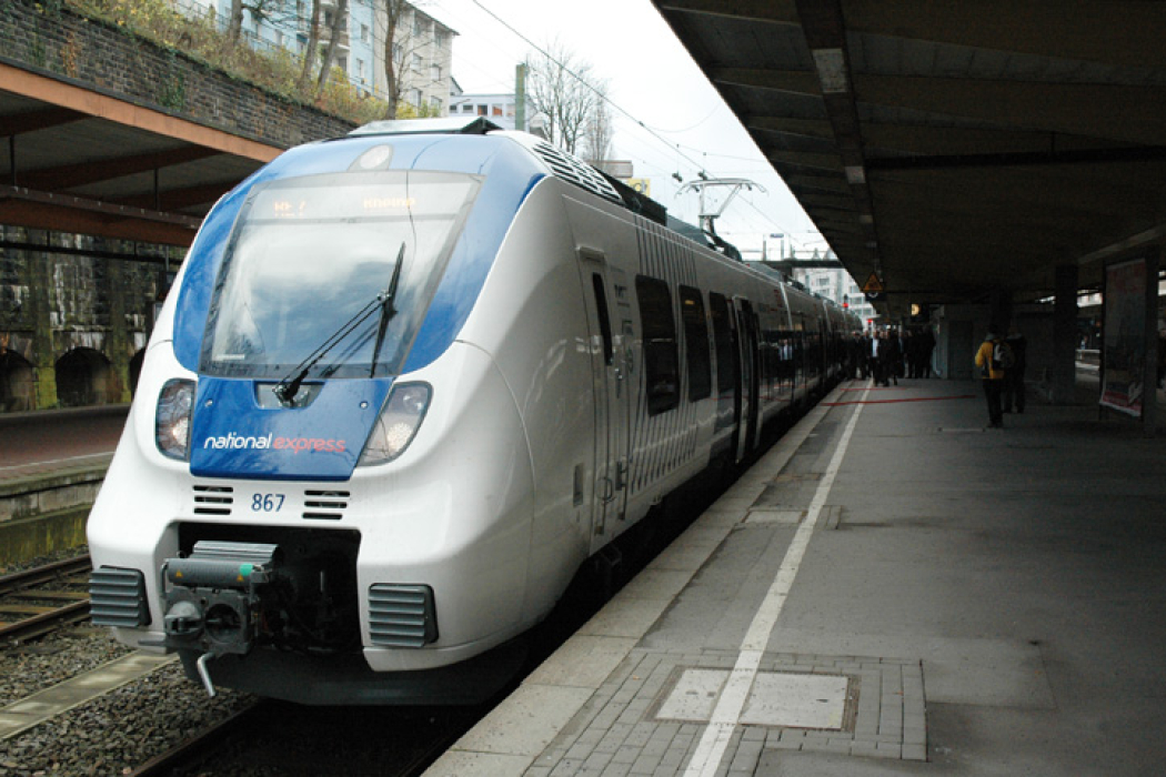 Die Bilder Der Kinder Sollen Einen Erkennbaren Bezug Zu Einem National Express‐zug Haben (bild: Nahverkehrs-praxis).