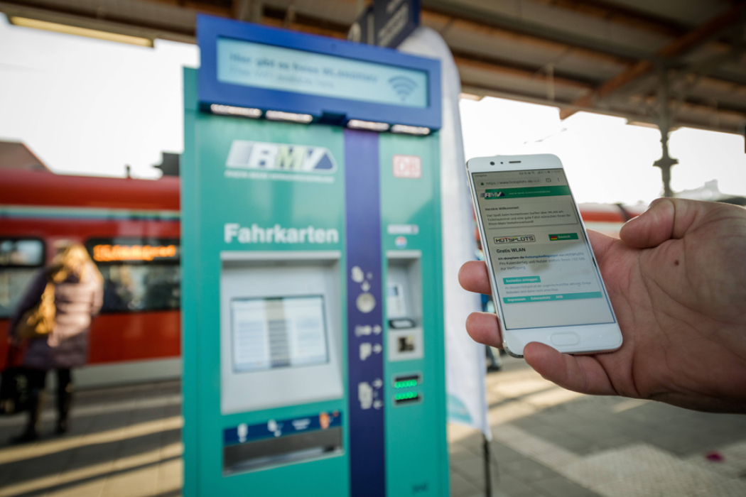 Wlan An Rmv-automaten (bild: Rmv, Mattes).