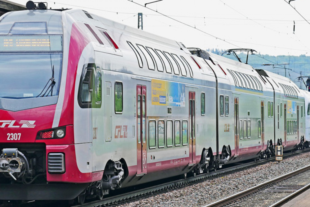 Doppelstockzug Der Cfl (société Nationale Des Chemins De Fer Luxembourgeois), Bild: Pixabay.