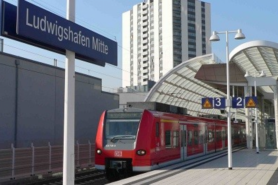 S-Bahn in Ludwigshafen Mitte