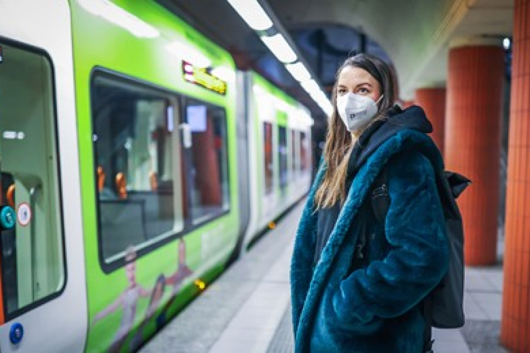 Konnten die Fahrgastzahlen im Bielefelder Nahverkehr seit Jahrzehnten stets gehalten oder gesteigert werden, fallen sie für das Jahr 2020 deutlich geringer aus. Nahezu die Hälfte der vormaligen intensiven Nutzer des ÖPNV haben die Nutzung zum Teil deutlich reduziert.