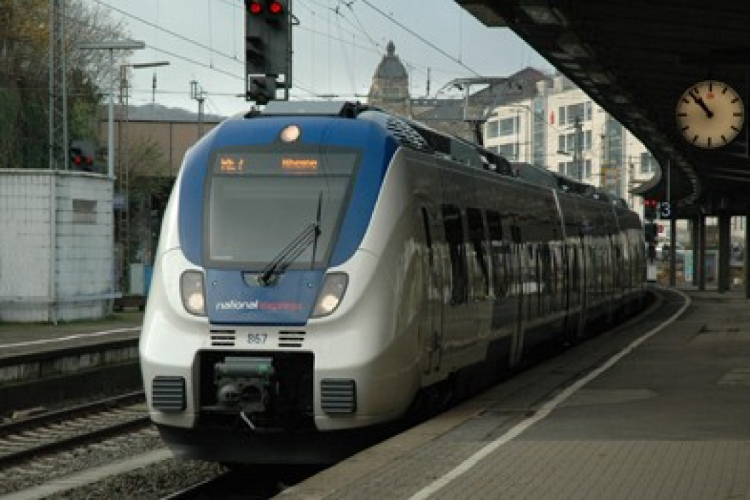 Ab heute Abend 21 Uhr werden zwischen Dortmunder Hauptbahnhof und Bochum-Langendreer neue Gleise verlegt. Das soll bis Donnerstagmorgen dauern.