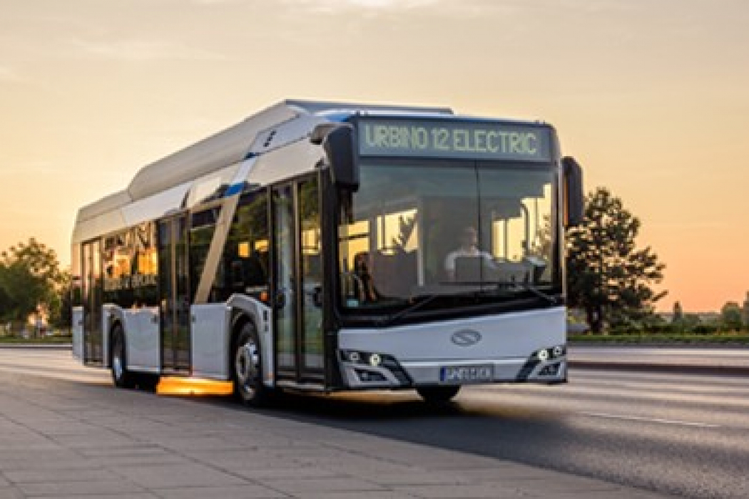 Die Vertreter von Solaris haben am 14. April 2021 in Stettin einen Vertrag über die Lieferung von sechs elektrischen Solaris-Bussen unterschrieben. Die Fahrzeuge sollen innerhalb von 12 Monaten ab Vertragsunterzeichnung ausgeliefert werden.