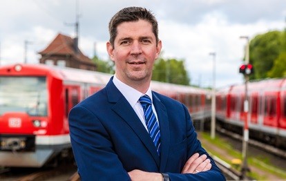 Jan Schröder, Vorsitzender der Geschäftsführung der S-Bahn Hamburg (Bild: Siemens Mobility GmbH / Ulrich Wirrwa)