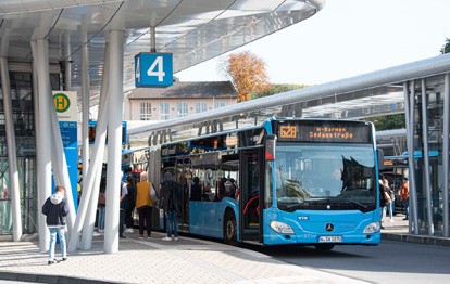 In allen Fahrzeugen im Verkehrsverbund Rhein-Ruhr (VRR )mit Ticketverkauf gilt ab dem 1. September ein geändertes Ticketsortiment. Dann werden auch in den WSW-Bussen beim Fahrpersonal nur noch EinzelTickets für Erwachsene und Kinder in allen Preisstufen sowie das FahrradTicket zum direkten Fahrtantritt verkauft.