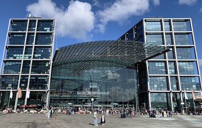 Berlin Hauptbahnhof (Bild: Nahverkehrs-praxis / Markus Fedra)